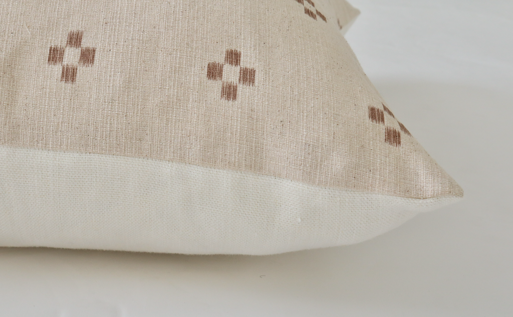 **FLAWED** Santa Fe Pillow Cover