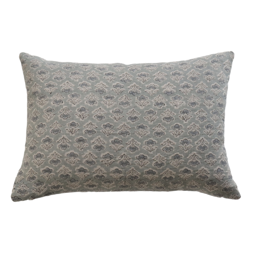 **FLAWED** Eden Floral Pillow Cover