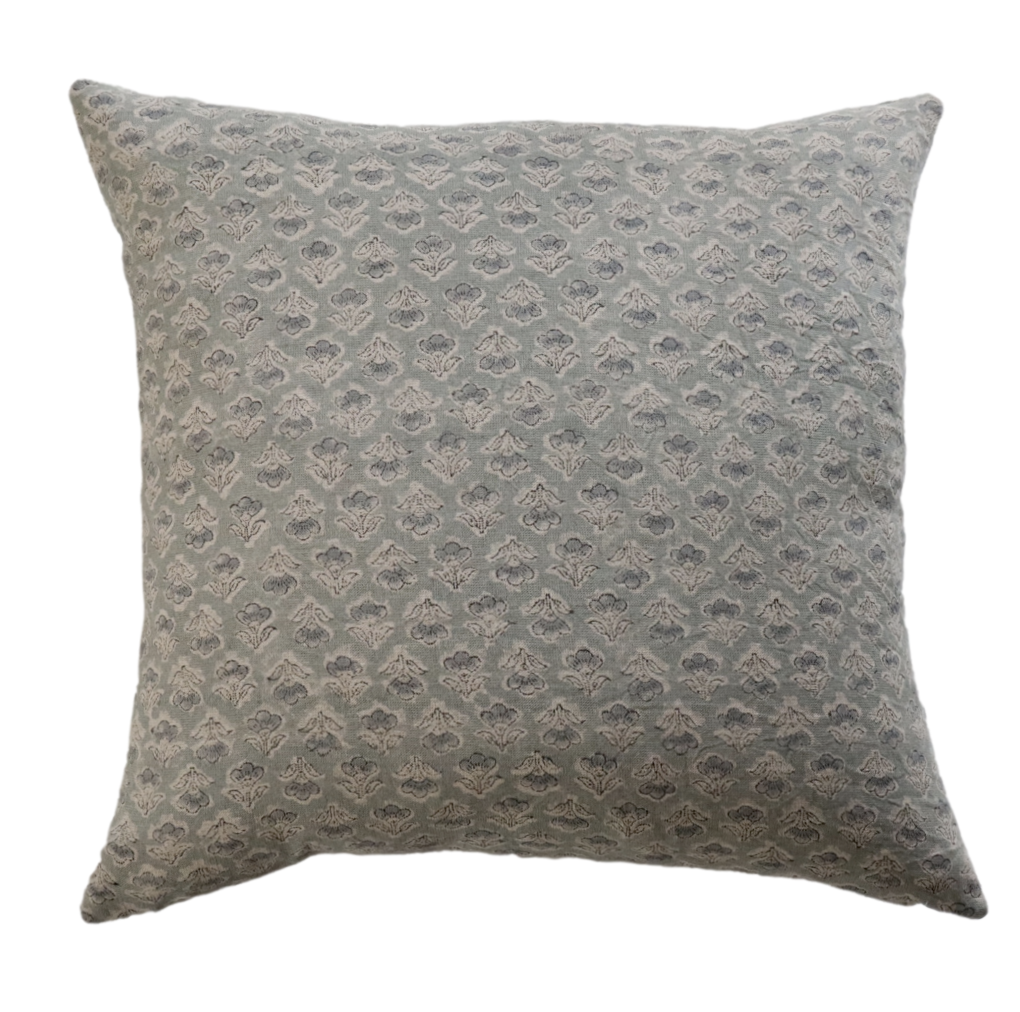 **FLAWED** Eden Floral Pillow Cover